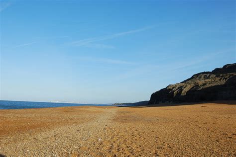 iow nudes|Rocken End Beach